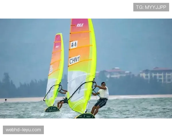 阿克赛激战正酣，选手状态回升尽显卓越实力与团队协作