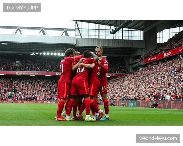 范戴克迎来格罗宁根首秀，表现稳健引发关注与期待