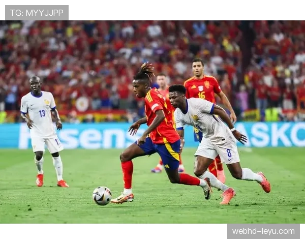 西班牙队在2012欧洲杯的逆转表现获得广泛关注，夺冠之路成足球盛事亮点